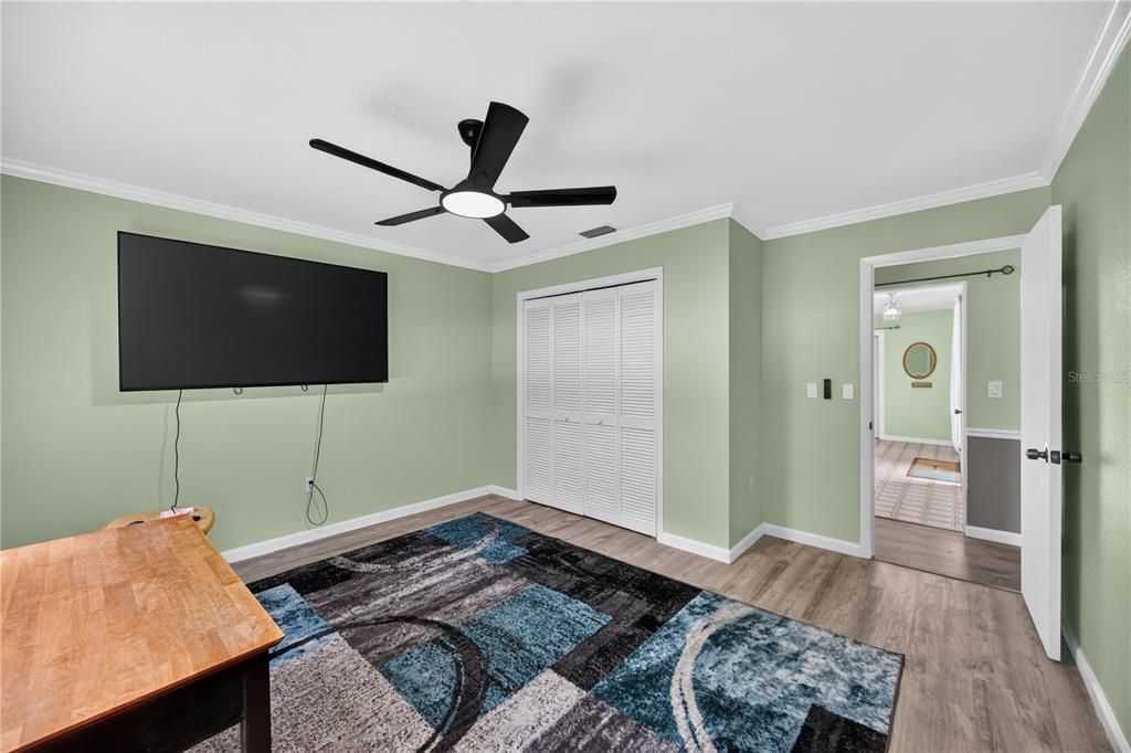 For Sale: $750,000 (5 beds, 5 baths, 3358 Square Feet)