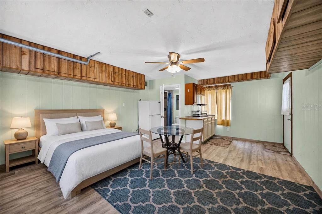 For Sale: $750,000 (5 beds, 5 baths, 3358 Square Feet)