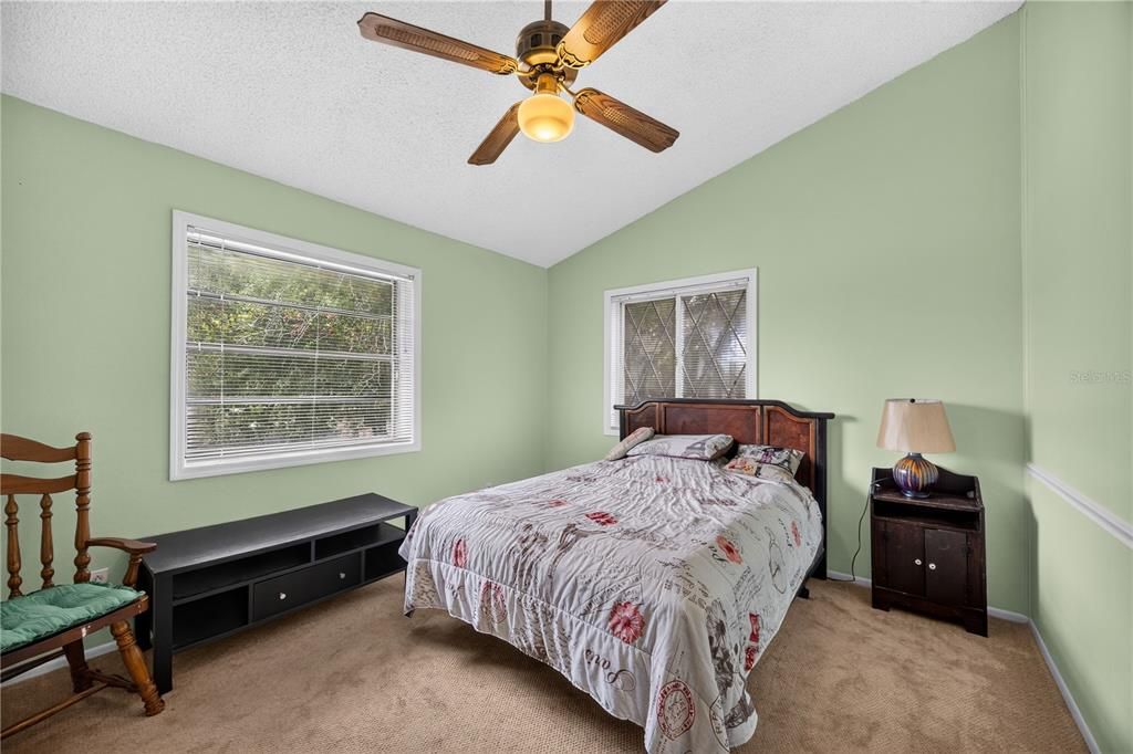 For Sale: $750,000 (5 beds, 5 baths, 3358 Square Feet)