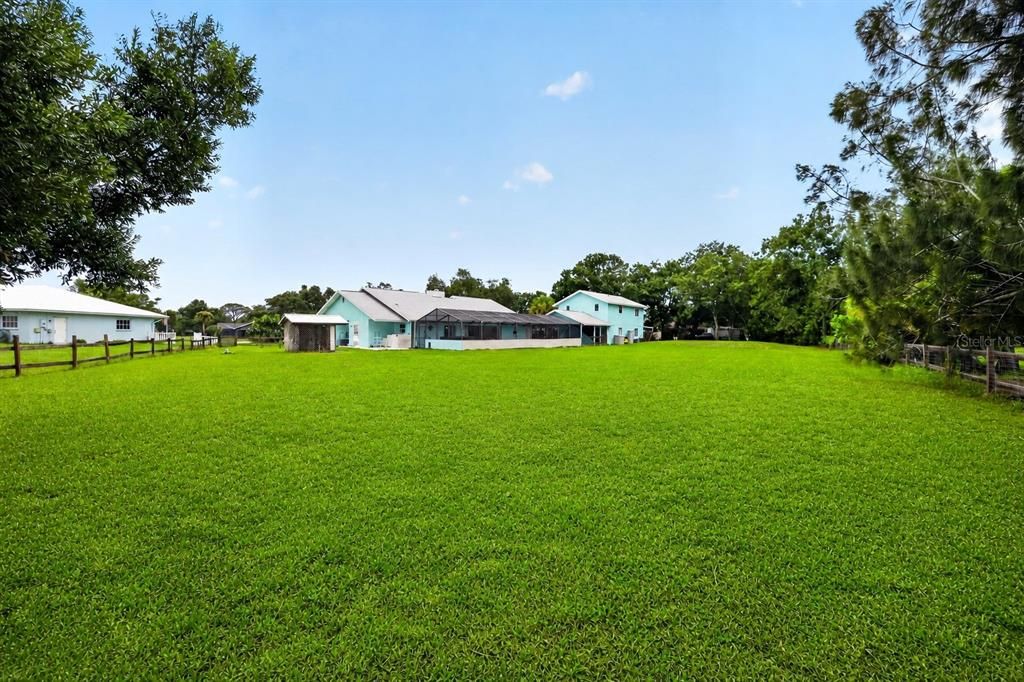 For Sale: $750,000 (5 beds, 5 baths, 3358 Square Feet)