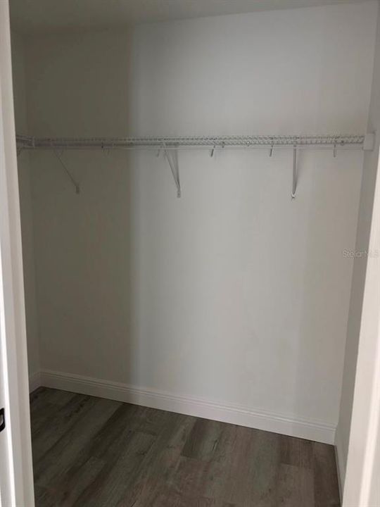 Active With Contract: $239,900 (3 beds, 2 baths, 1409 Square Feet)