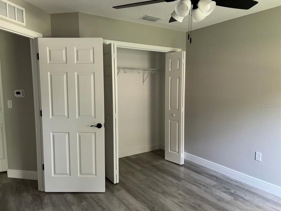 Active With Contract: $239,900 (3 beds, 2 baths, 1409 Square Feet)