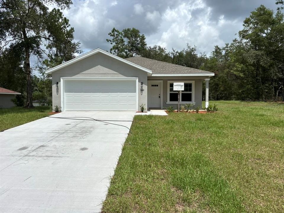 Active With Contract: $239,900 (3 beds, 2 baths, 1409 Square Feet)