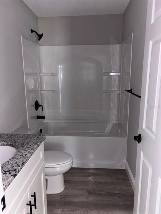 Active With Contract: $239,900 (3 beds, 2 baths, 1409 Square Feet)