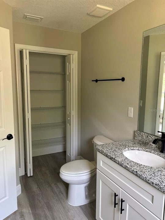Active With Contract: $239,900 (3 beds, 2 baths, 1409 Square Feet)