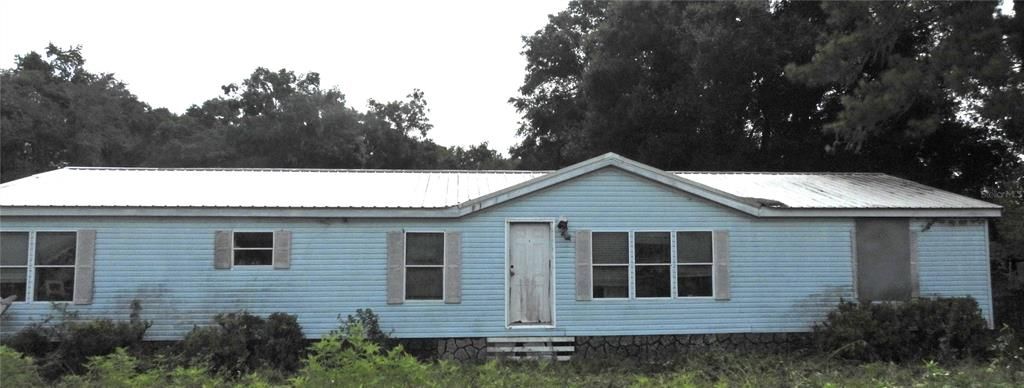 For Sale: $159,900 (3 beds, 2 baths, 1782 Square Feet)