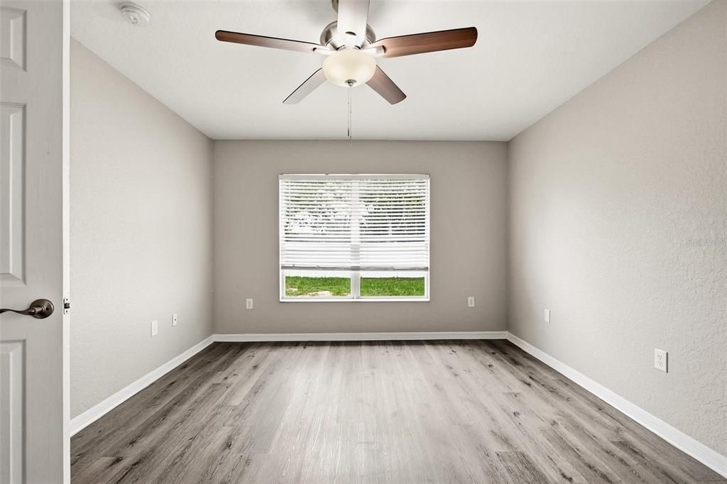 For Sale: $375,000 (4 beds, 2 baths, 1783 Square Feet)