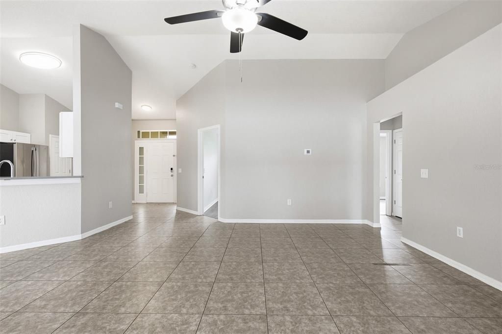 For Sale: $375,000 (4 beds, 2 baths, 1783 Square Feet)