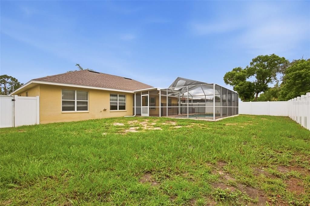 For Sale: $375,000 (4 beds, 2 baths, 1783 Square Feet)