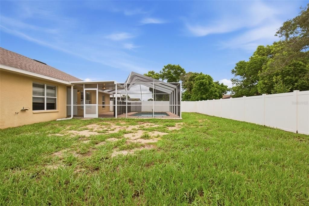 For Sale: $375,000 (4 beds, 2 baths, 1783 Square Feet)