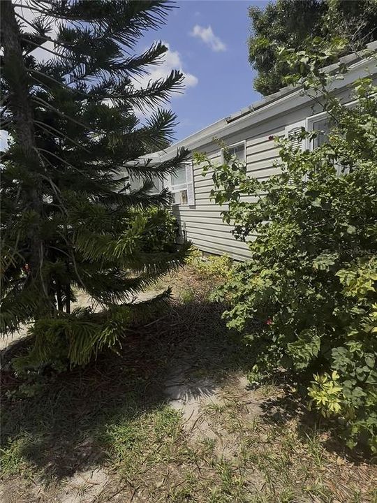 For Sale: $29,000 (3 beds, 1 baths, 1200 Square Feet)