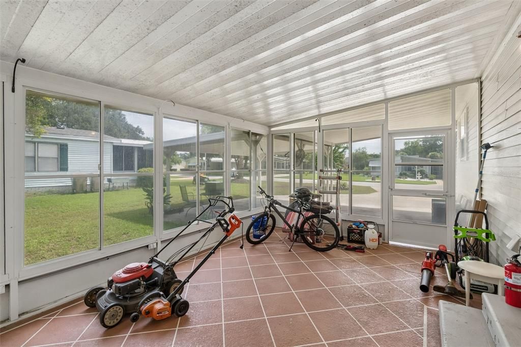 На продажу: $179,900 (2 спален, 2 ванн, 1396 Квадратных фут)
