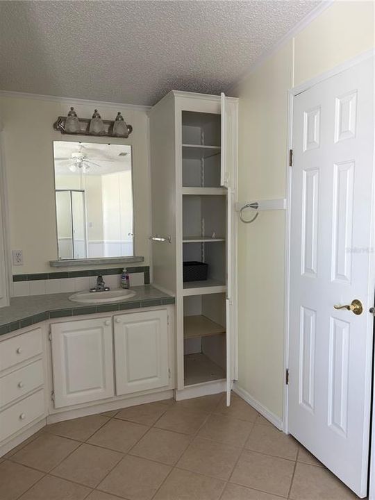 En Venta: $185,000 (2 camas, 2 baños, 1344 Pies cuadrados)