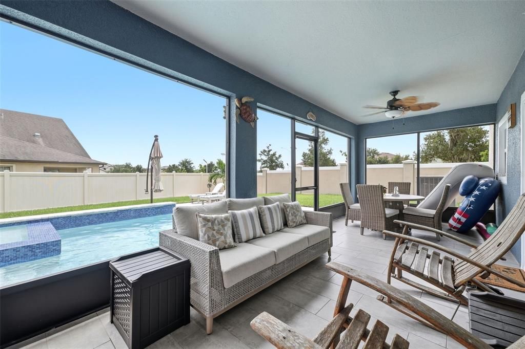 Active With Contract: $660,000 (4 beds, 2 baths, 3004 Square Feet)