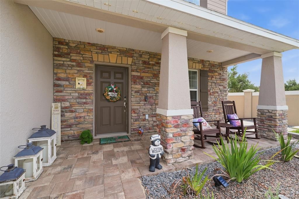 Active With Contract: $660,000 (4 beds, 2 baths, 3004 Square Feet)