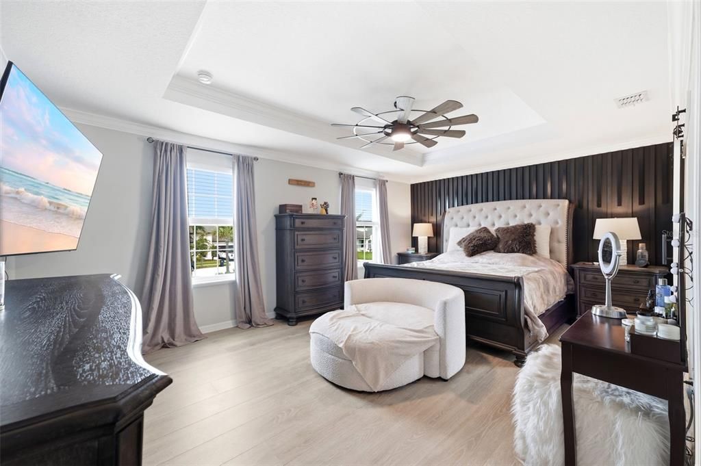 Active With Contract: $660,000 (4 beds, 2 baths, 3004 Square Feet)