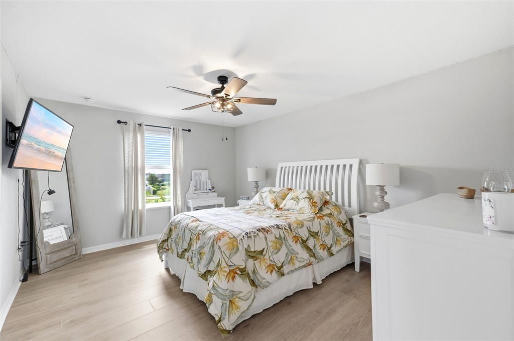 Active With Contract: $660,000 (4 beds, 2 baths, 3004 Square Feet)