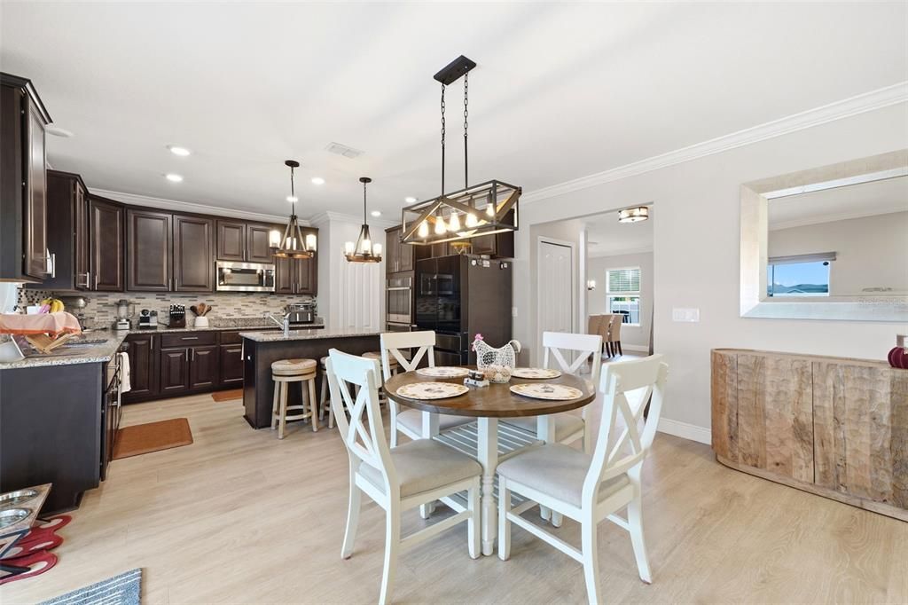 Active With Contract: $660,000 (4 beds, 2 baths, 3004 Square Feet)