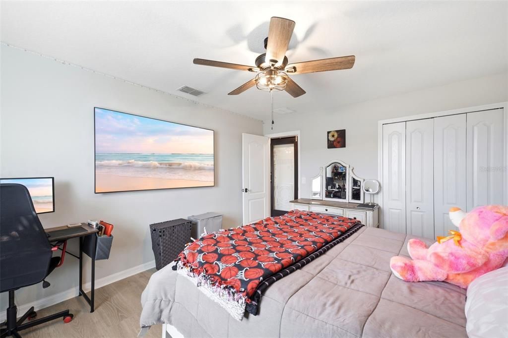 Active With Contract: $660,000 (4 beds, 2 baths, 3004 Square Feet)