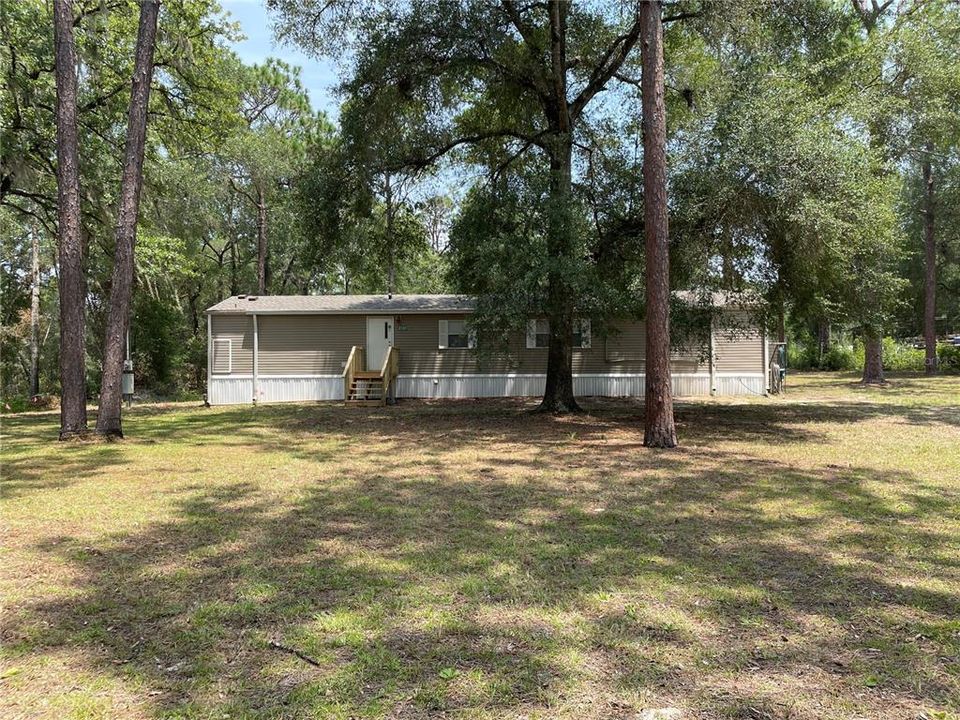 For Sale: $159,000 (2 beds, 2 baths, 1056 Square Feet)