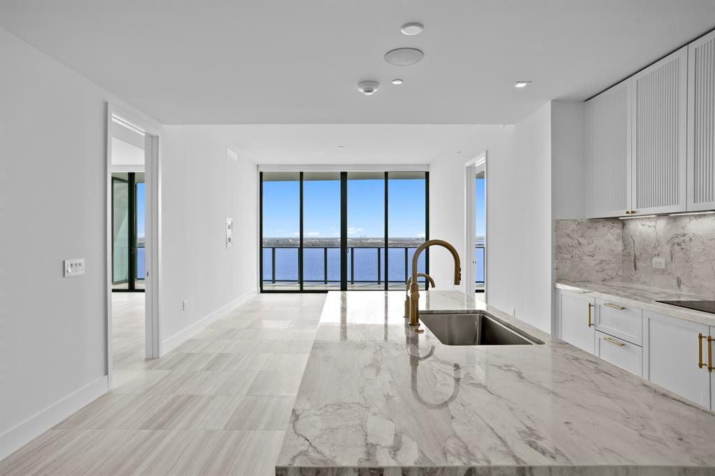 For Rent: $9,700 (2 beds, 2 baths, 1960 Square Feet)
