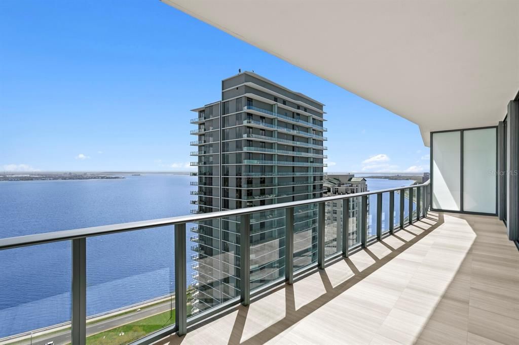 For Rent: $9,700 (2 beds, 2 baths, 1960 Square Feet)