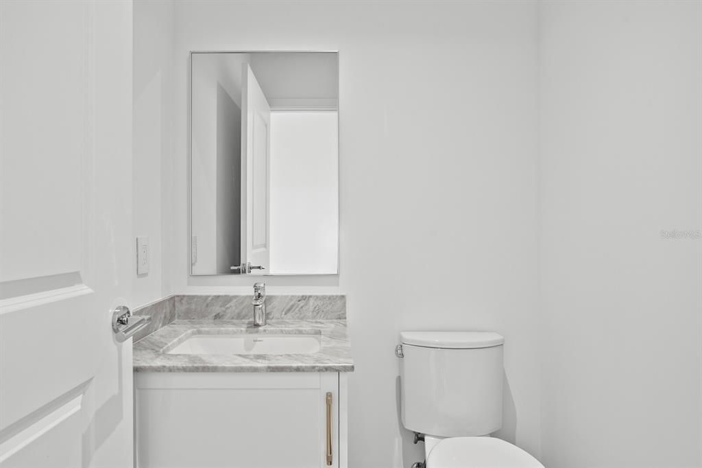 For Rent: $9,700 (2 beds, 2 baths, 1960 Square Feet)