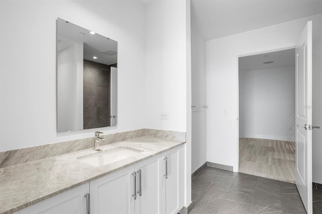 For Rent: $9,700 (2 beds, 2 baths, 1960 Square Feet)