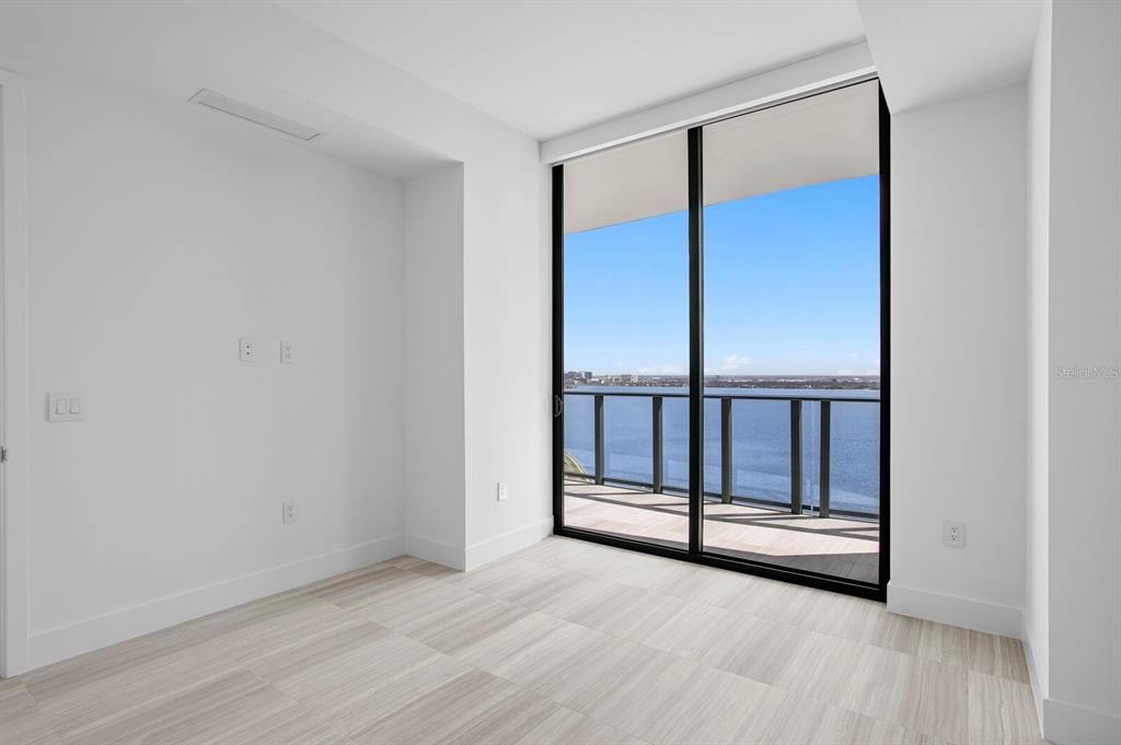 For Rent: $9,700 (2 beds, 2 baths, 1960 Square Feet)