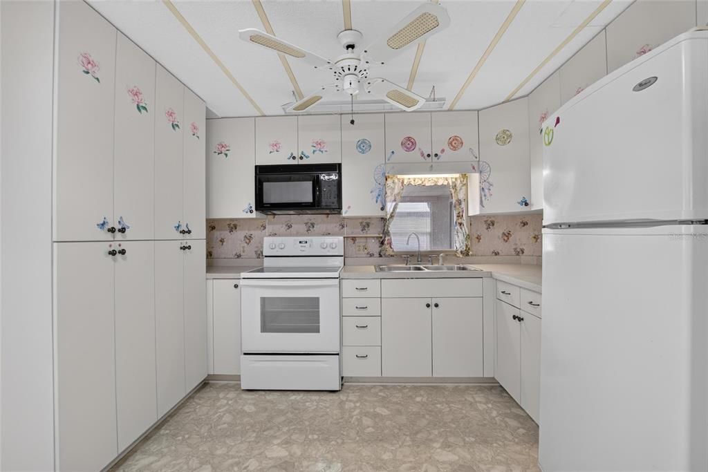 En Venta: $69,900 (2 camas, 2 baños, 672 Pies cuadrados)