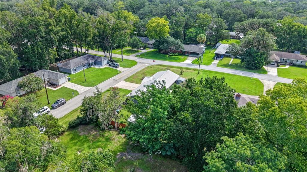 Active With Contract: $249,900 (4 beds, 3 baths, 1488 Square Feet)