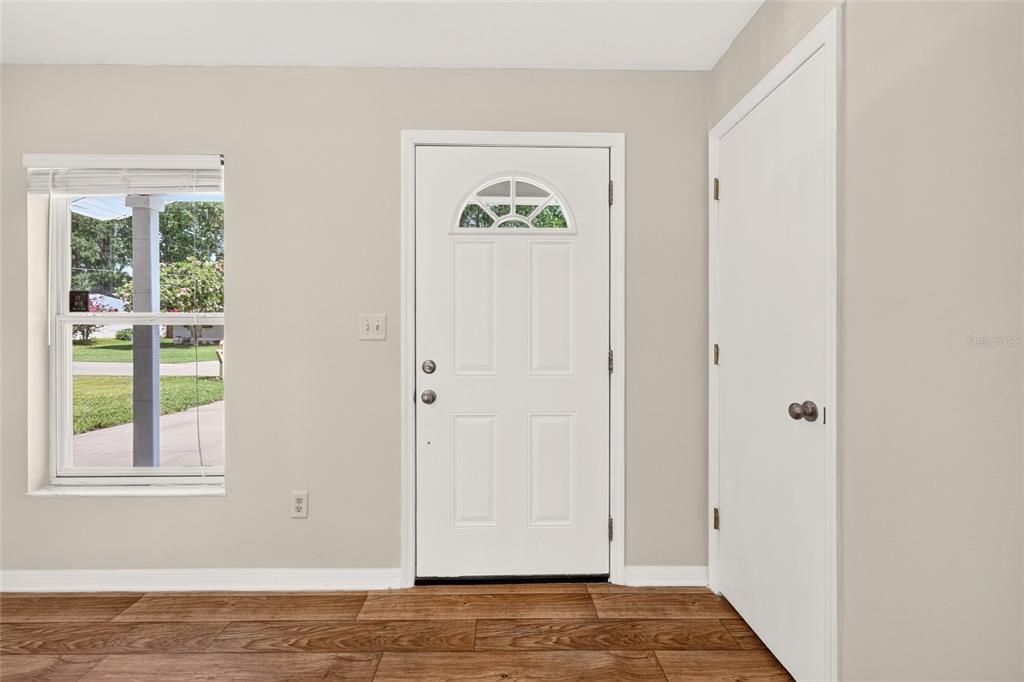 Active With Contract: $249,900 (4 beds, 3 baths, 1488 Square Feet)