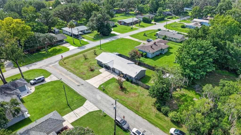 Active With Contract: $249,900 (4 beds, 3 baths, 1488 Square Feet)