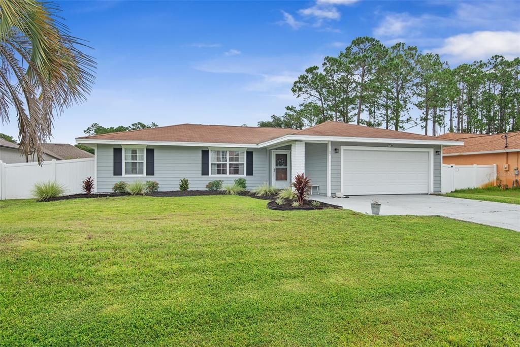 For Sale: $299,900 (3 beds, 2 baths, 1668 Square Feet)