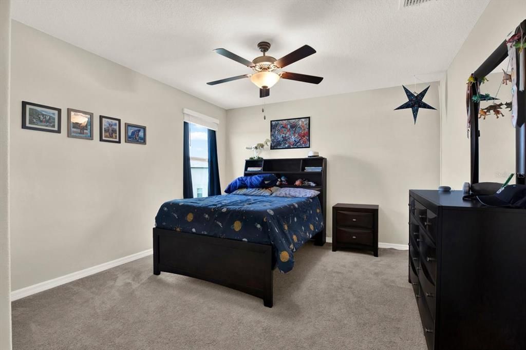 For Sale: $464,900 (6 beds, 3 baths, 2614 Square Feet)