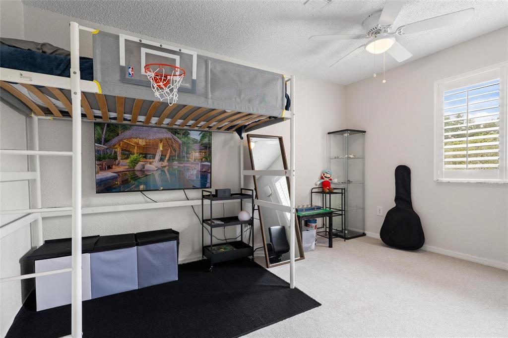 For Sale: $499,000 (4 beds, 3 baths, 1645 Square Feet)