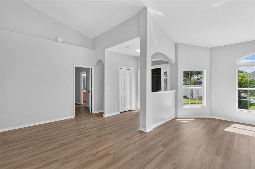For Sale: $385,000 (4 beds, 3 baths, 2357 Square Feet)
