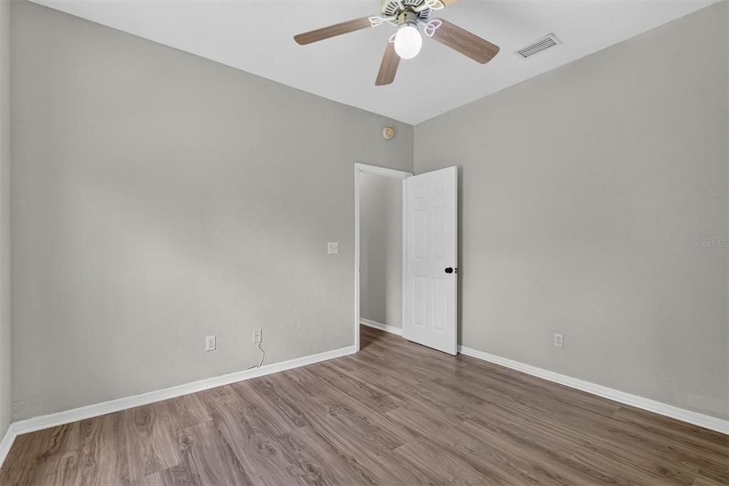 For Sale: $385,000 (4 beds, 3 baths, 2357 Square Feet)