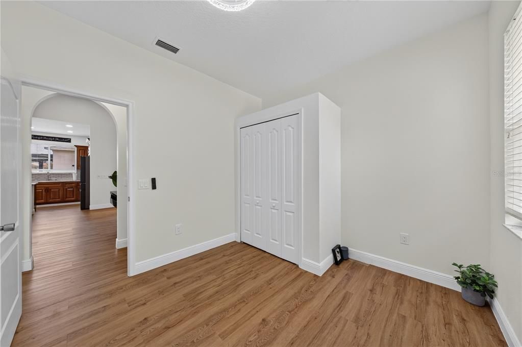 En Venta: $425,000 (3 camas, 2 baños, 1630 Pies cuadrados)