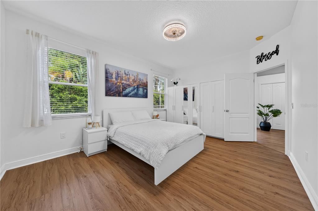 En Venta: $425,000 (3 camas, 2 baños, 1630 Pies cuadrados)