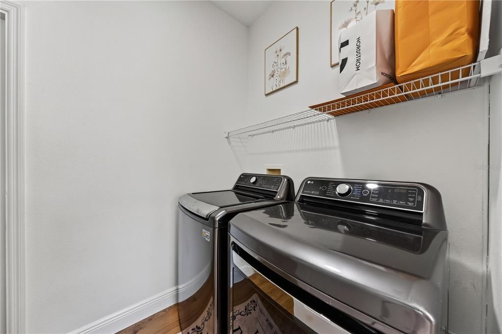 En Venta: $425,000 (3 camas, 2 baños, 1630 Pies cuadrados)