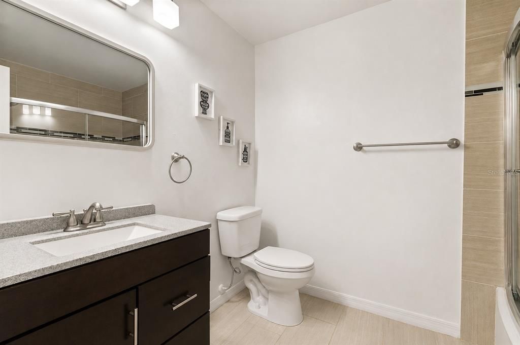 For Sale: $379,900 (3 beds, 2 baths, 1624 Square Feet)
