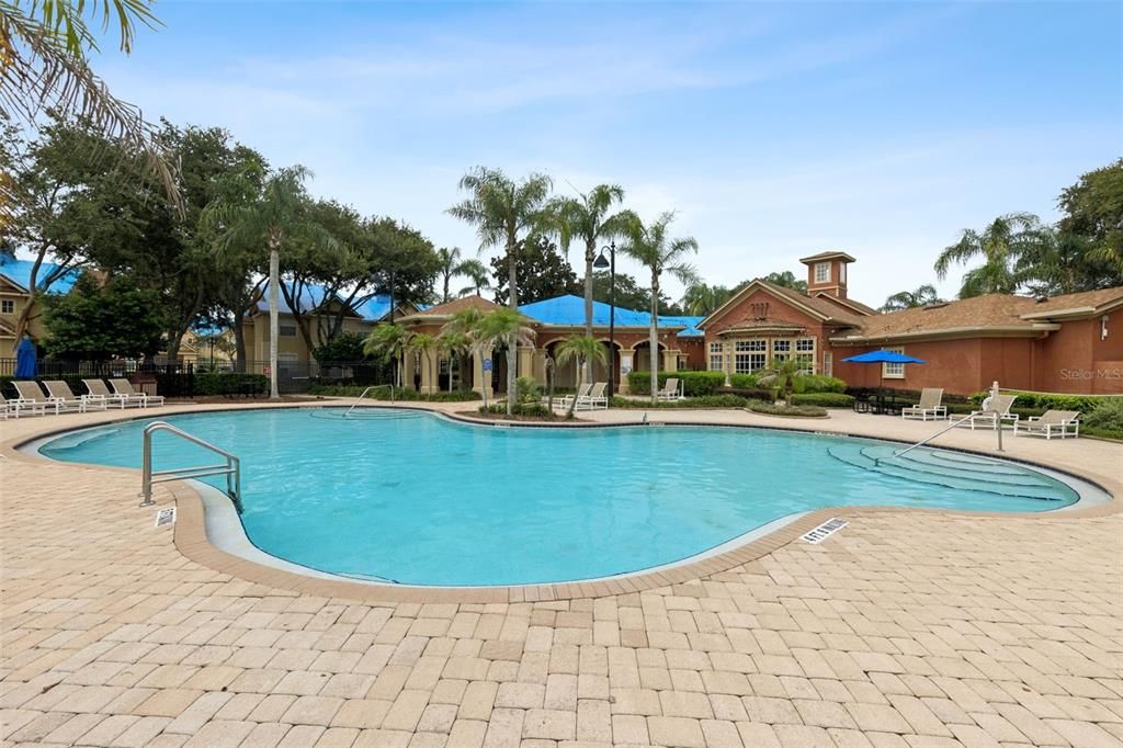 For Sale: $144,990 (1 beds, 1 baths, 826 Square Feet)