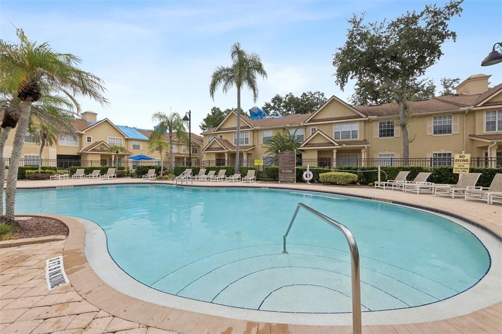 For Sale: $144,990 (1 beds, 1 baths, 826 Square Feet)