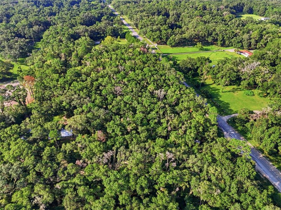 На продажу: $249,900 (5.16 acres)