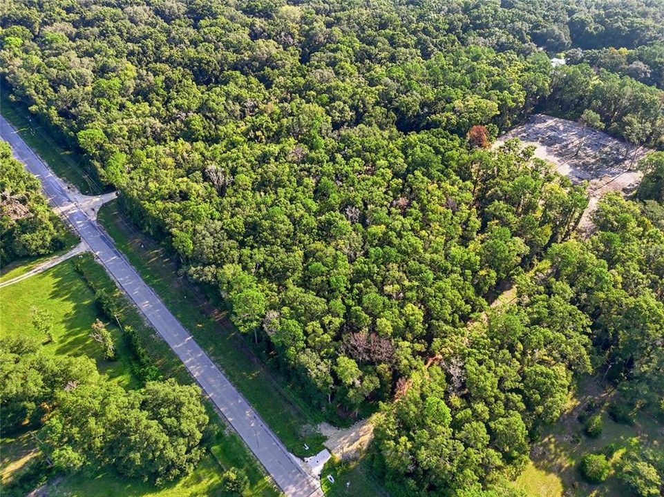 На продажу: $249,900 (5.16 acres)