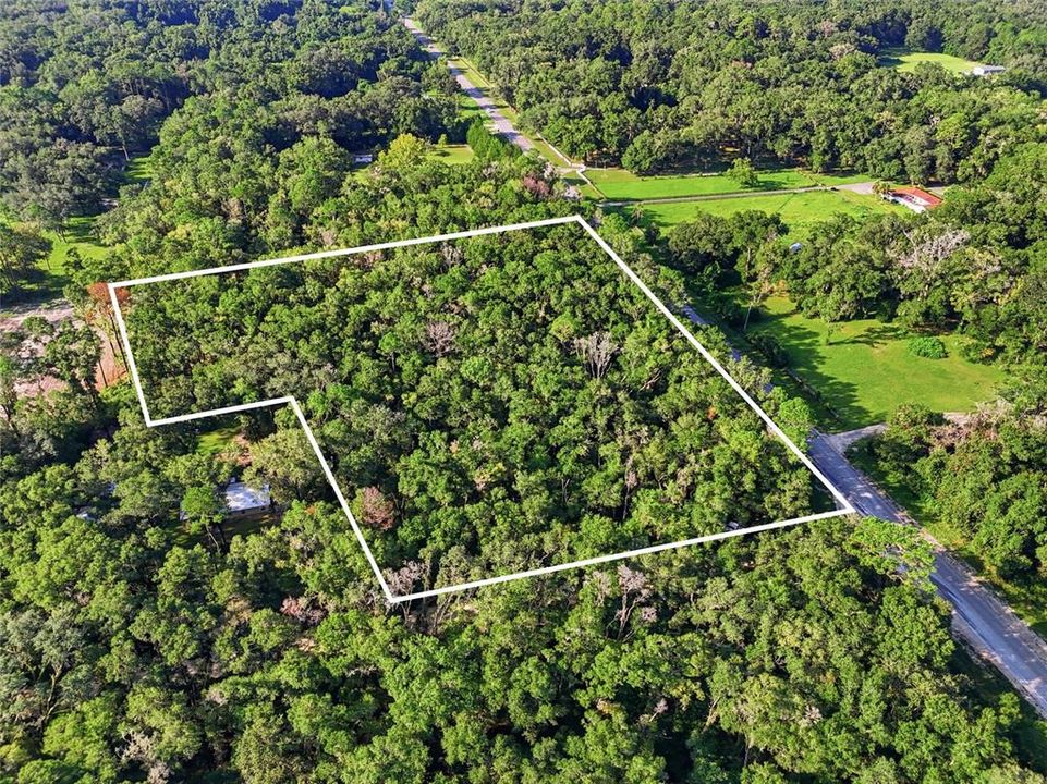 На продажу: $249,900 (5.16 acres)