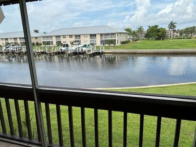 For Rent: $1,550 (2 beds, 2 baths, 1114 Square Feet)