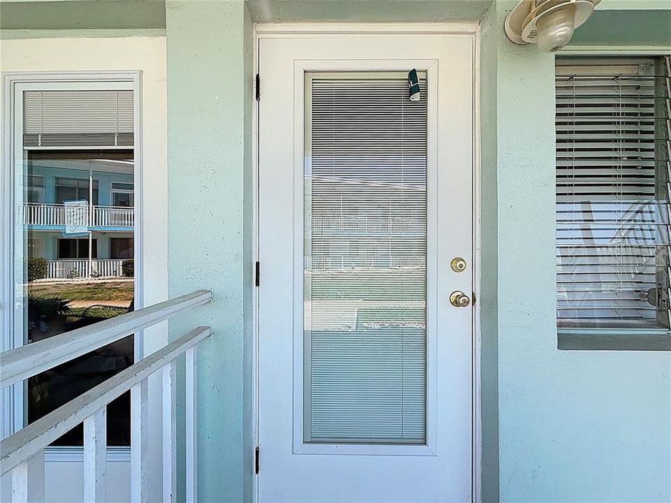 For Rent: $1,900 (1 beds, 1 baths, 528 Square Feet)