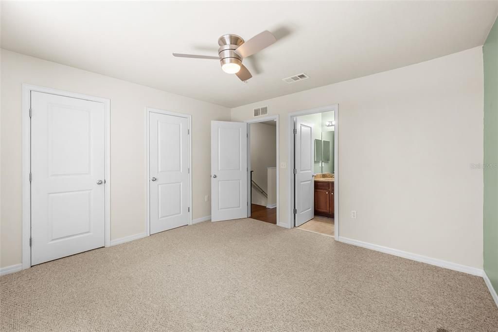 For Rent: $1,950 (2 beds, 2 baths, 1120 Square Feet)
